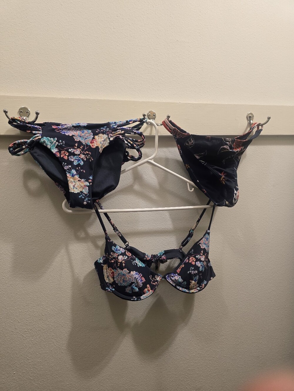Floral Navy Bikini Set Roxy/Oneil